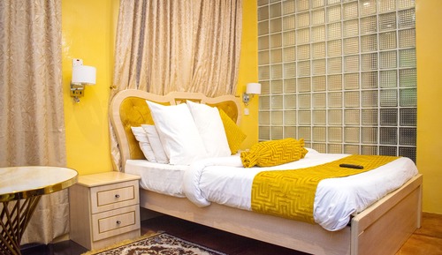 Deluxe Single Room