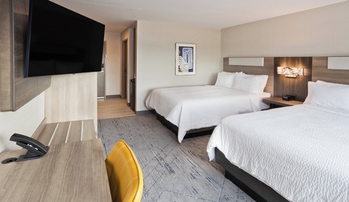 Standard Room, 2 Queen Beds, Accessible (Communications, Mobility, Access Tub)