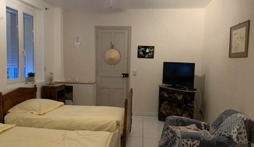 Classic Studio, 2 Twin Beds