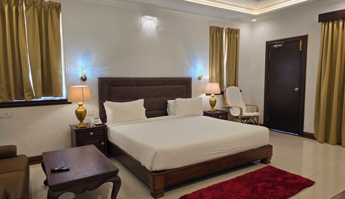 Deluxe Room, 1 King Bed