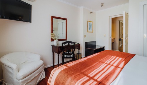 32 Prov. Stylish Apt / Con Estilo, Elega