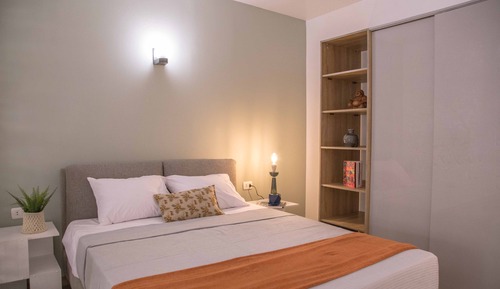 Standard Studio, 1 Queen Bed, Courtyard Area