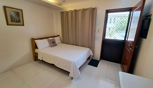 Pool Side Room
