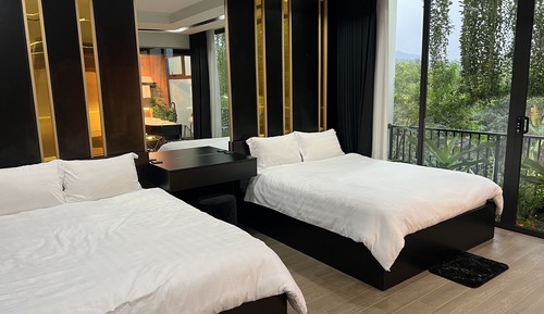 Double or Twin Room, 2 Queen Beds, Private Bathroom