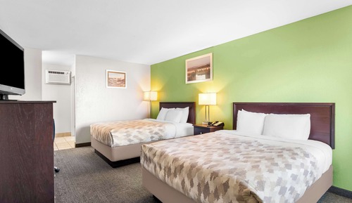Room, 2 Queen Beds, Accessible, Non Smoking