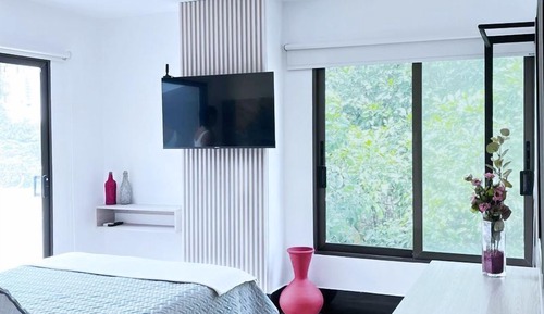 Junior Room, Balcony, City View