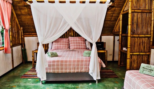 Exclusive Cabin, Multiple Beds