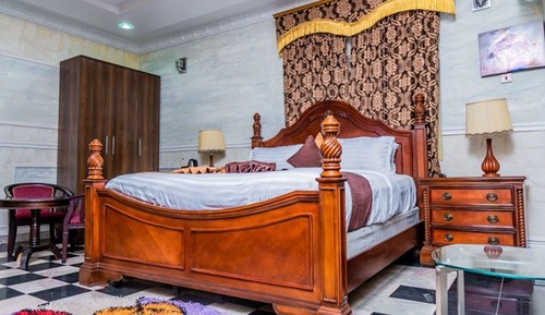 Grand Single Room
