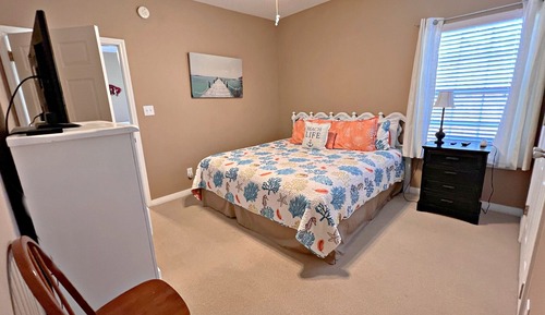 House, Multiple Beds, Patio, Pool View (The Rookery 1401)