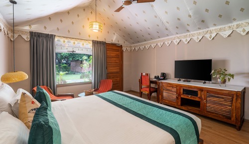 Luxury Tent Villa