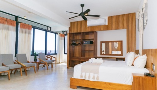 Design Studio Suite, Ocean View