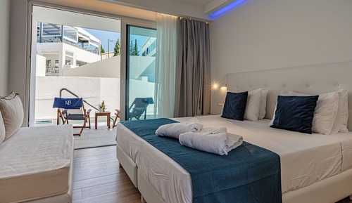 Junior Studio Suite