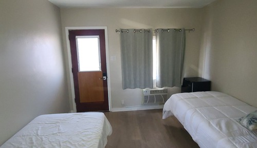 Classic Twin Room