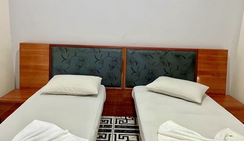 Basic Twin Room
