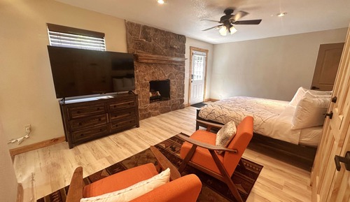 Suite, River View