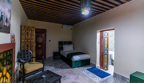 Deluxe Suite