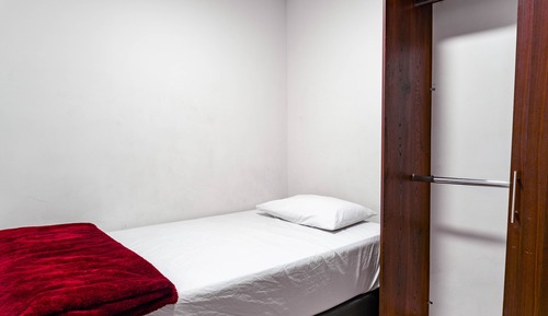 Basic Apartment