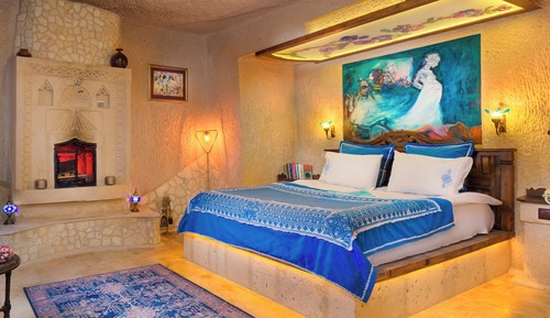 Blue Honeymoon Suite