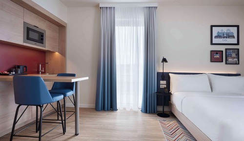 Studio, 1 King Bed
