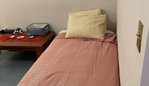 Comfort Room, 2 Queen Beds, Non Smoking, Shared Bathroom