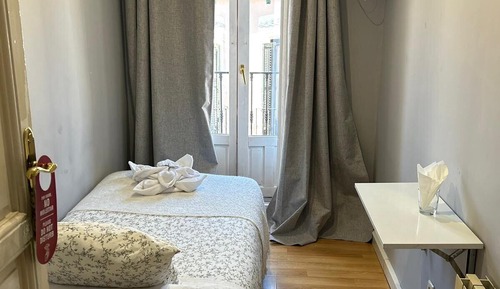 Single Room, Shared Bathroom