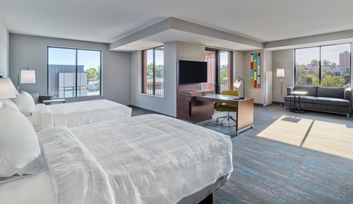 Studio, 2 Queen Beds, Accessible (Hearing)