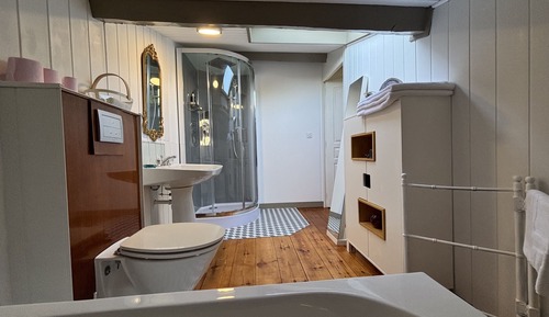 Superior Quadruple Room, Ensuite, River View (chambre Phelan Ségur)