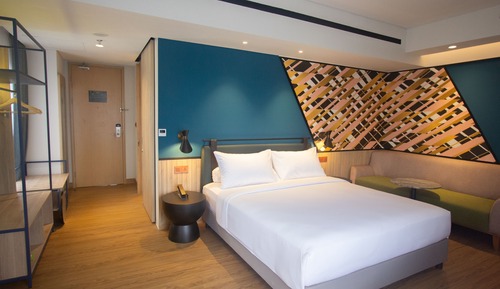 Suite, 1 Queen Bed