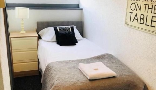 Single Rooms