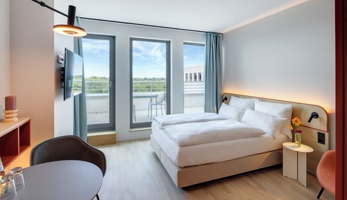 Panoramic Studio