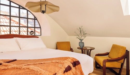 Loft Apartment