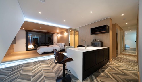 Terrace Suite