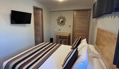 Elite Room