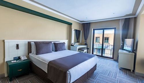PANORAMIC ROOM