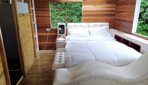 Exclusive Cabin, 1 Double Bed, Jetted Tub, Mountain View