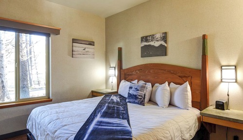 Luxury Cabin, 2 Bedrooms, Oceanfront