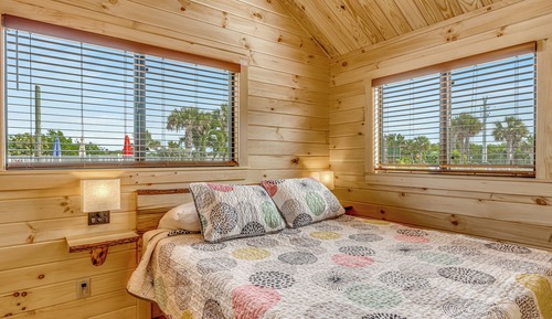 Comfort Cabin