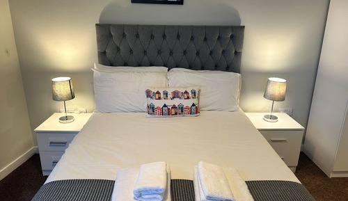 One Bedroom Apartment with Balcony