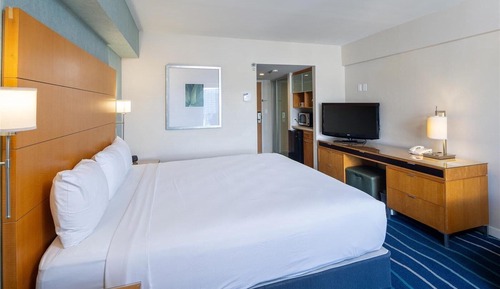 Ala Moana 2228 Studio Mountain View