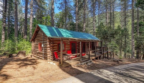 Economy Cabin, 1 Queen Bed, Mountain View