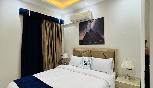 Executive Double Room with Panoramic Pyramids view & Terrace