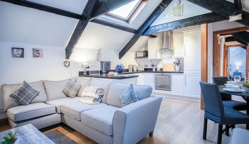 Apartment (2 Bedrooms)
