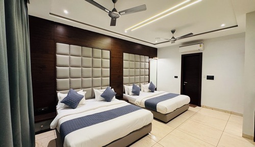 Premium Quadruple Room