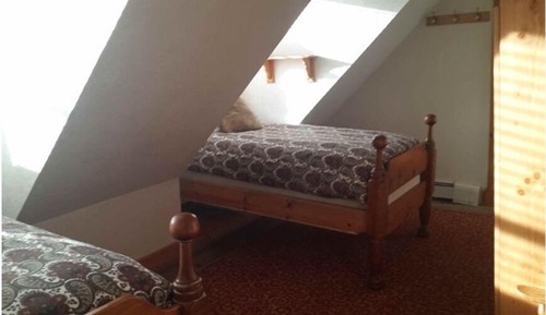 Room with 2 Twin Beds