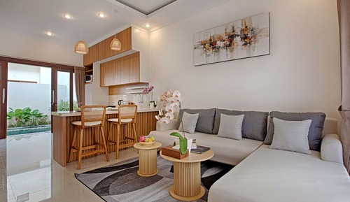 PREMIUM Two-Bedroom Private Pool Suite