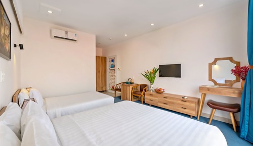 Deluxe Triple Room