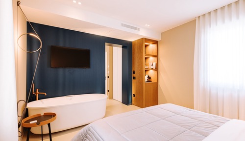 Elite Suite