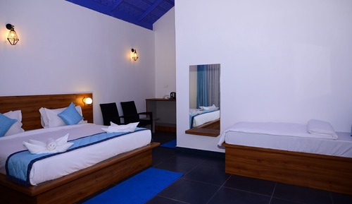Honeymoon Studio Suite