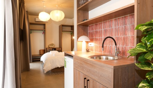 Urban Suite with Balcony