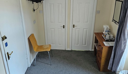 Basic Twin Room